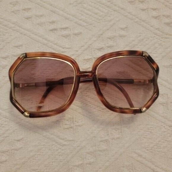 Ted Lapidus Paris Vintage Sunglasses Tortoise Brown with Gold Accents Oversized - Picture 1 of 16